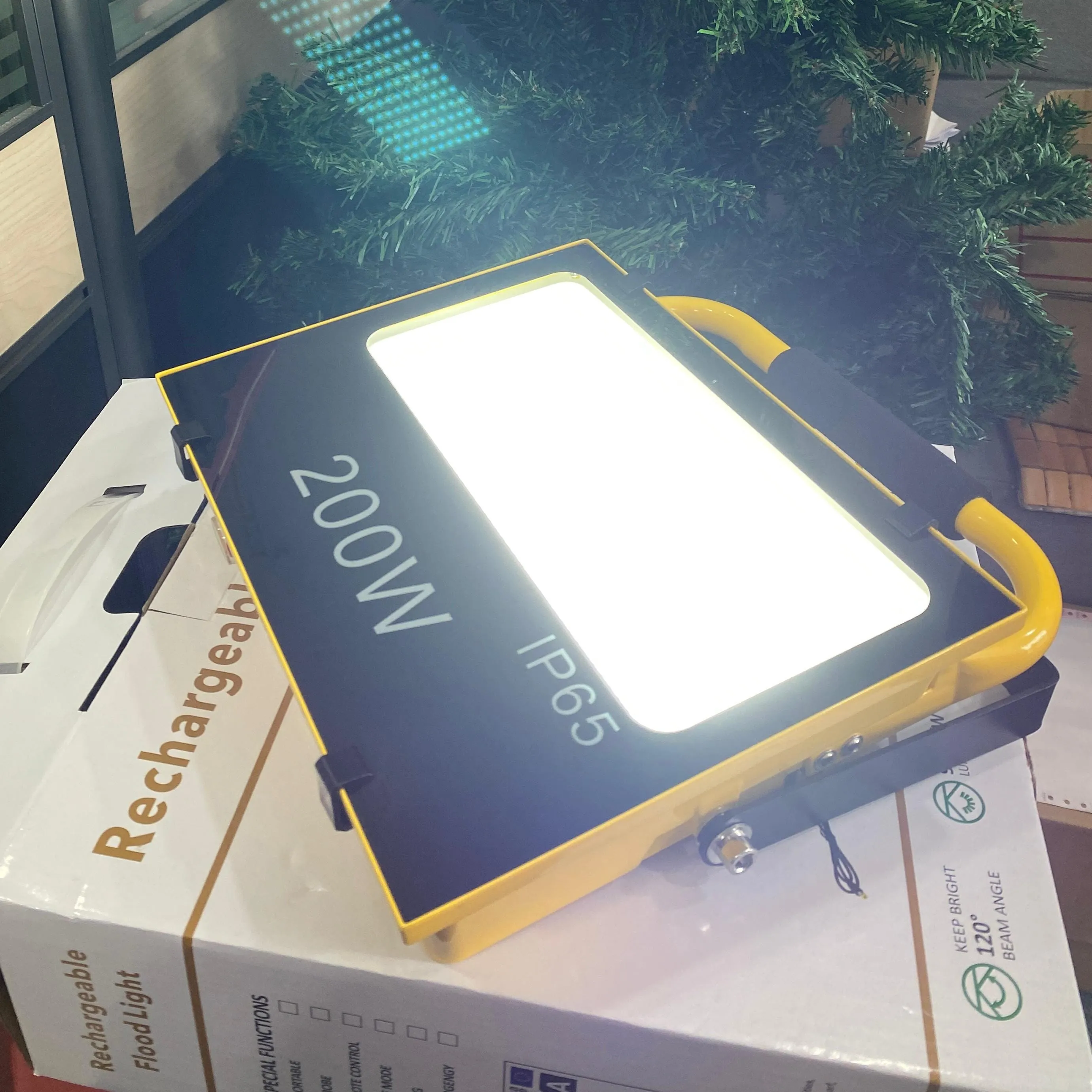 AIKO 200W LED Rechargeable Sport Lamp Flood Light | Model: LED-GYRLF200A2
