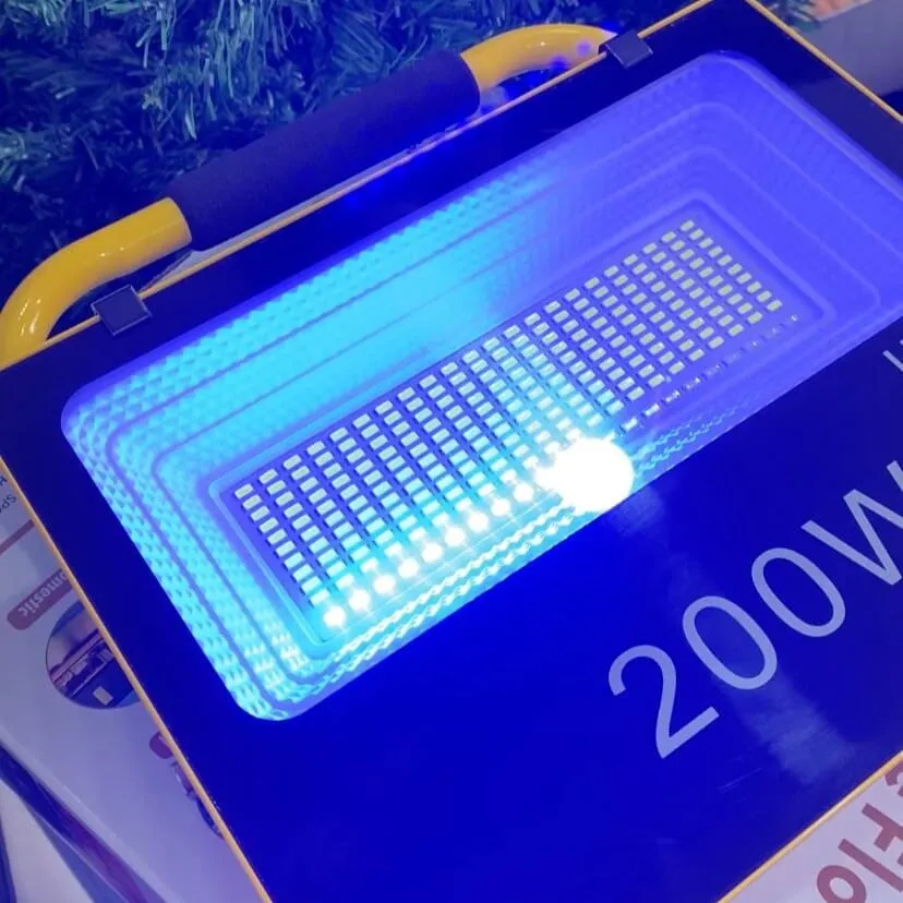 AIKO 200W LED Rechargeable Sport Lamp Flood Light | Model: LED-GYRLF200A2
