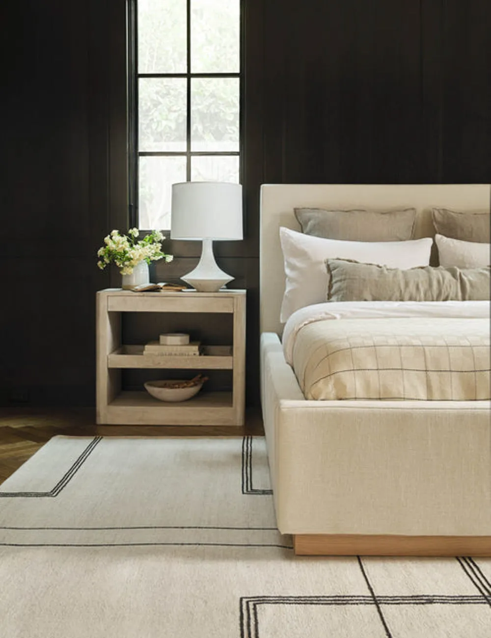 Coulwood Table Lamp
