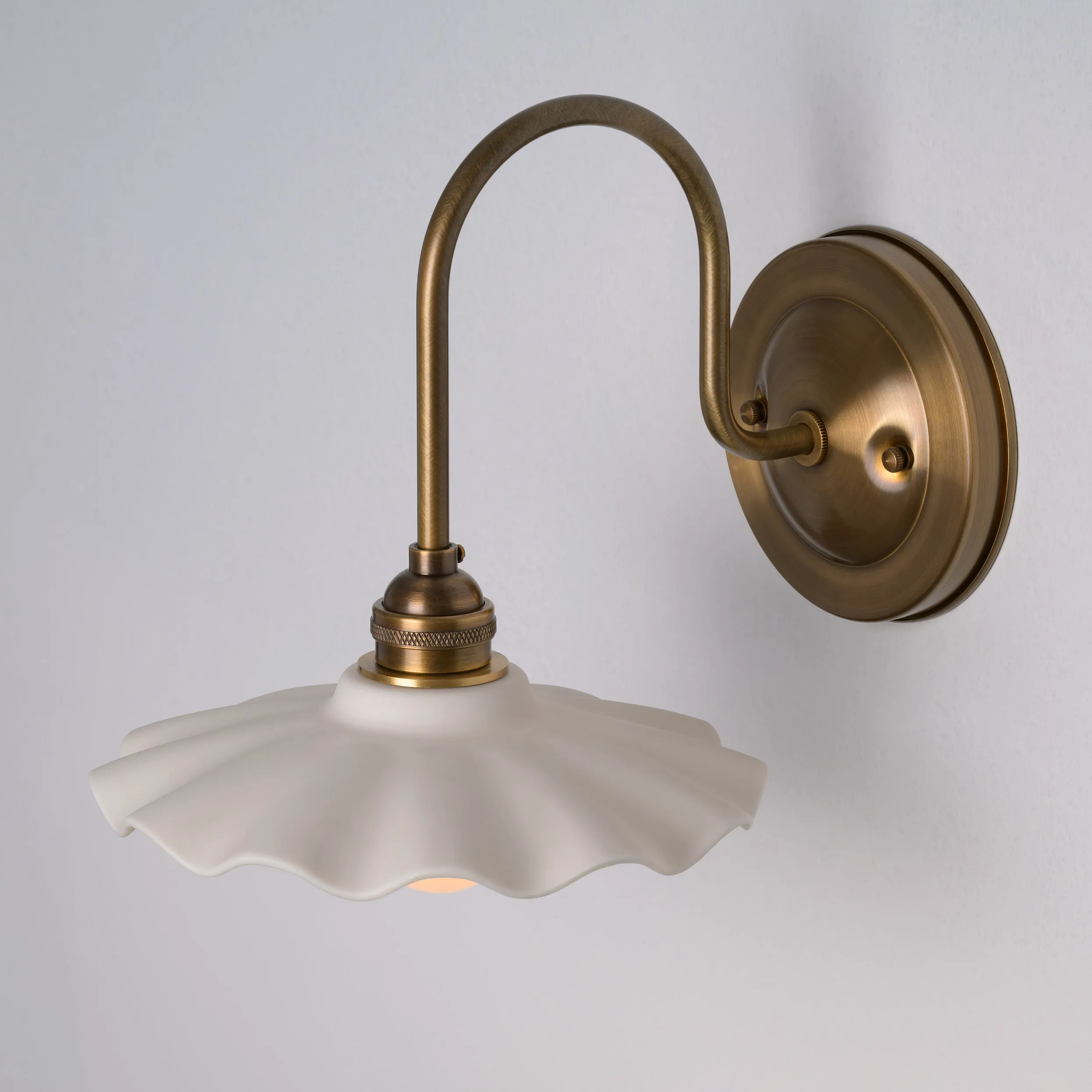 Fonthill Small | Arch Sconce