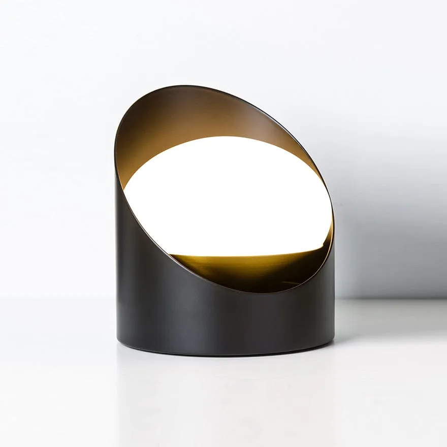 ISHI LED TABLE LAMP