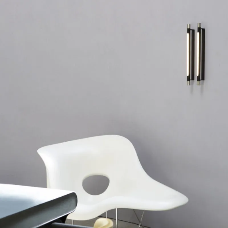 Italian Minimalist Lineal Wall Light