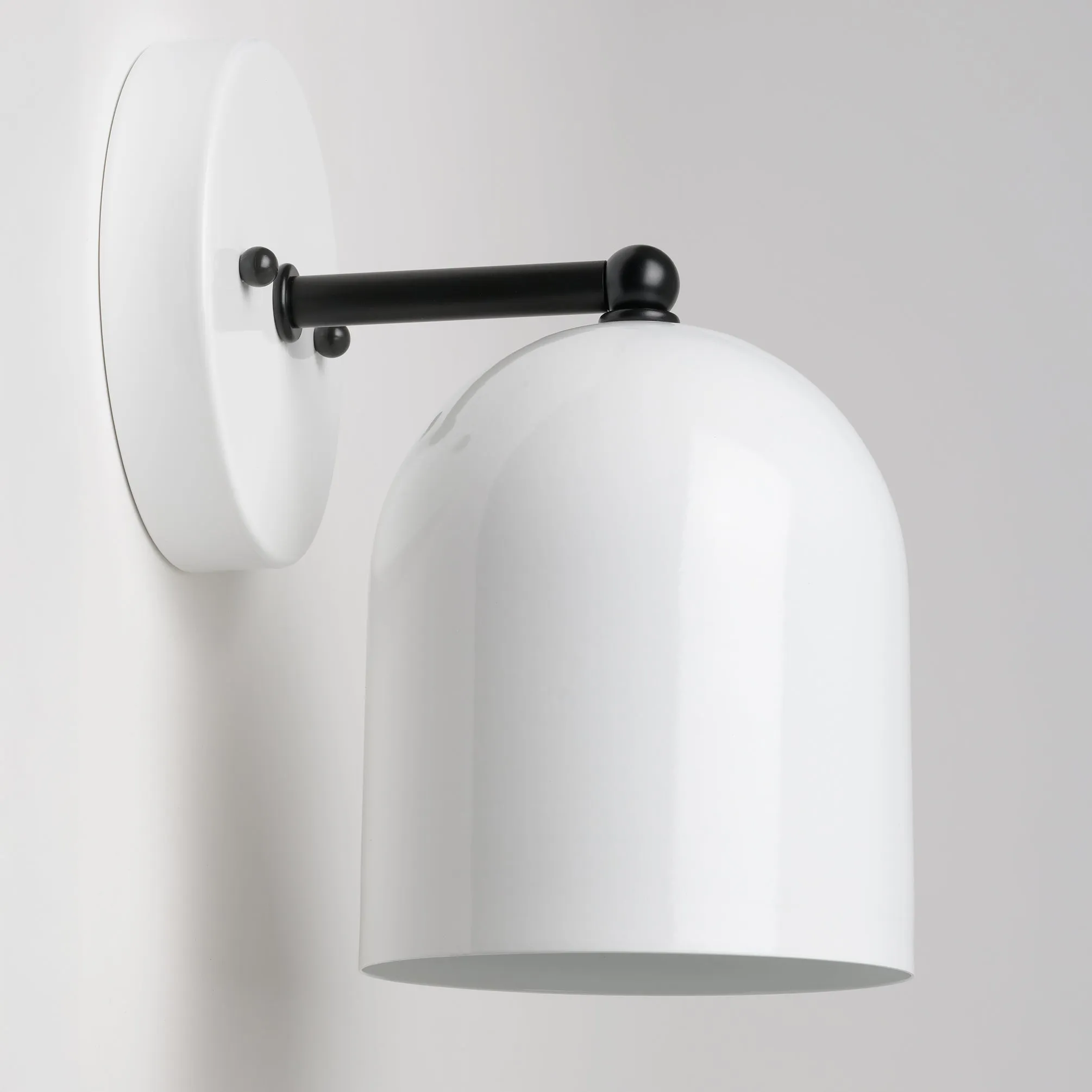 Jefferson | Modern Sconce