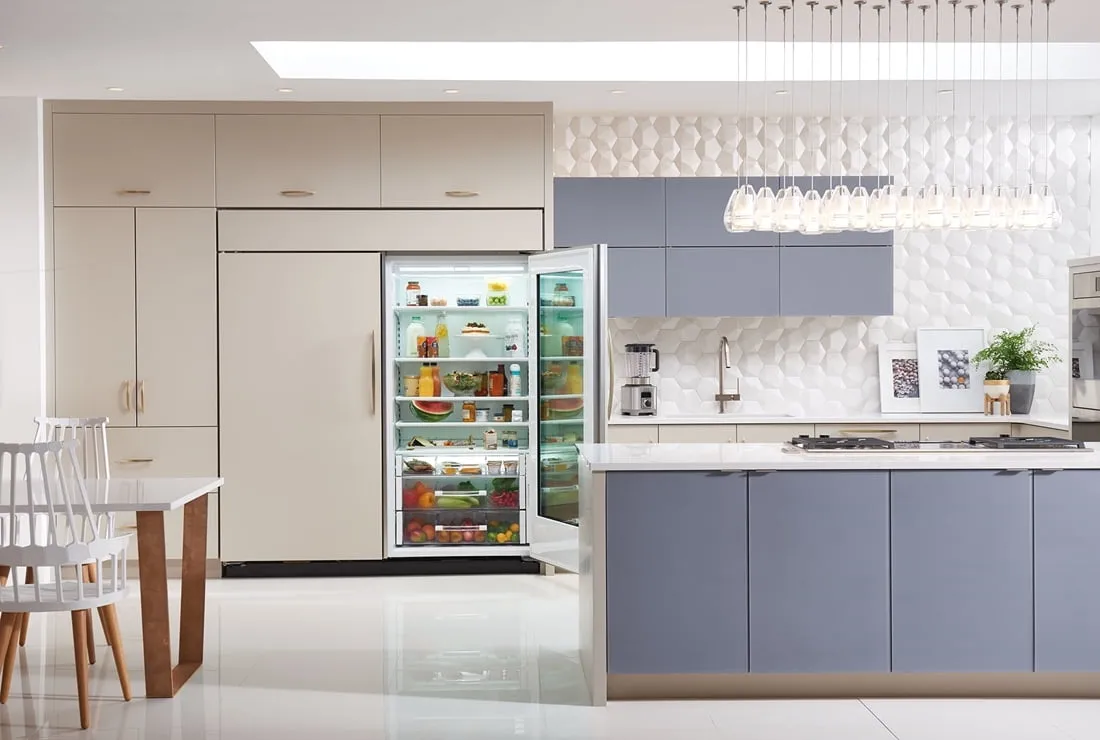 Sub-Zero BI36RGORH 36" Classic Refrigerator With Glass Door - Panel Ready